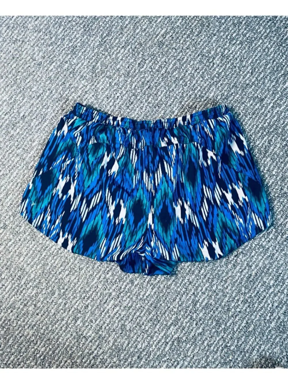 Old Navy lightweight vibrant